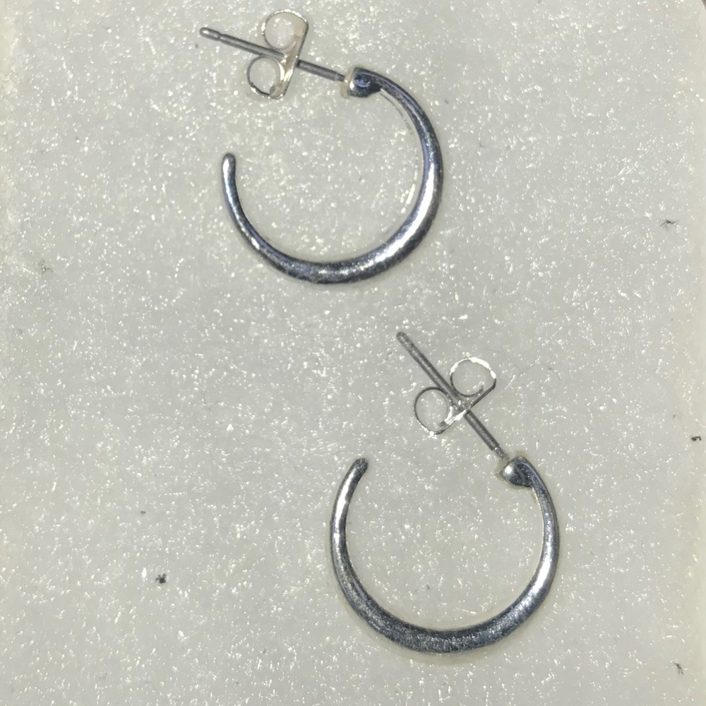 Simply elegant earrings